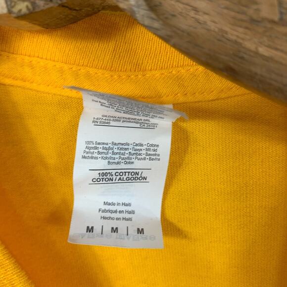 Welcome to Mizzou Gold T Shirt w Columns Design Medium - Picture 3 of 3